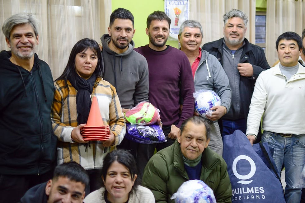Sebastián García y Nicolás Mellino visitaron el Club Estrella del Dorado de Quilmes Oeste
