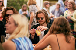 Esben & Charlotte - Festival
