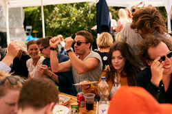 Esben & Charlotte - Festival