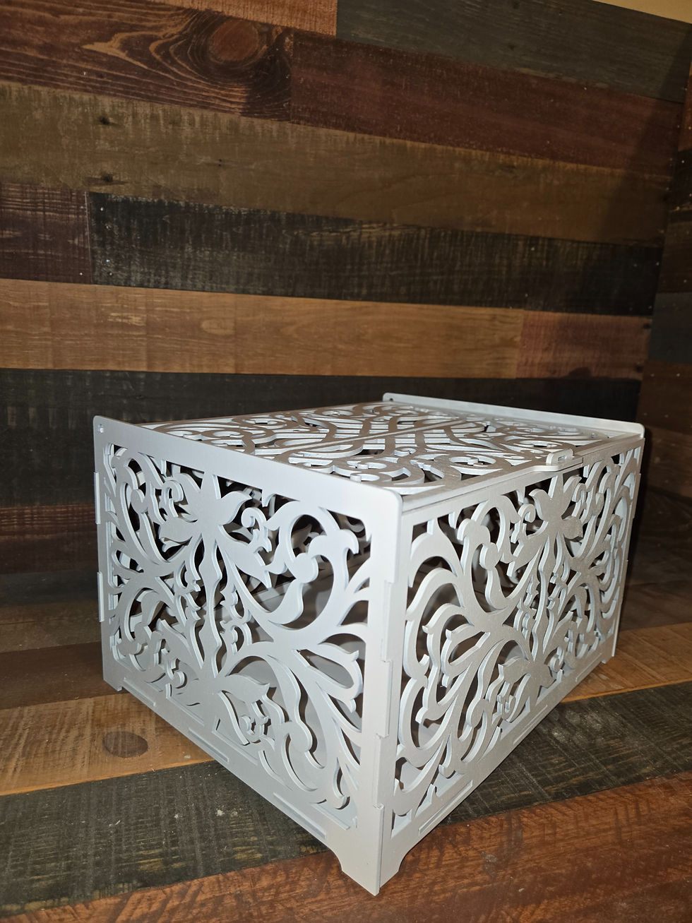 Thumbnail: Closed sideview of the birthday gift card box.