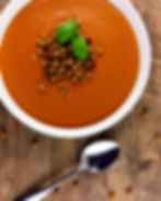 Tomatensoep met geroosterde kikkererwten