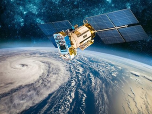 🌍Nel Salento si formano i guardiani del clima di domani col Master MOF (con il Dir. e Prof. Riccardo Buccolieri) 🛰️