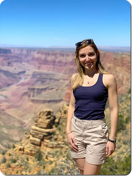 Desirée Motta visita il Grand Canyon: visione di cambiamento attraverso coaching nutrizionale, personal training e attività fisica per dimagrire.