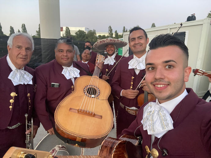 Mariachi Top