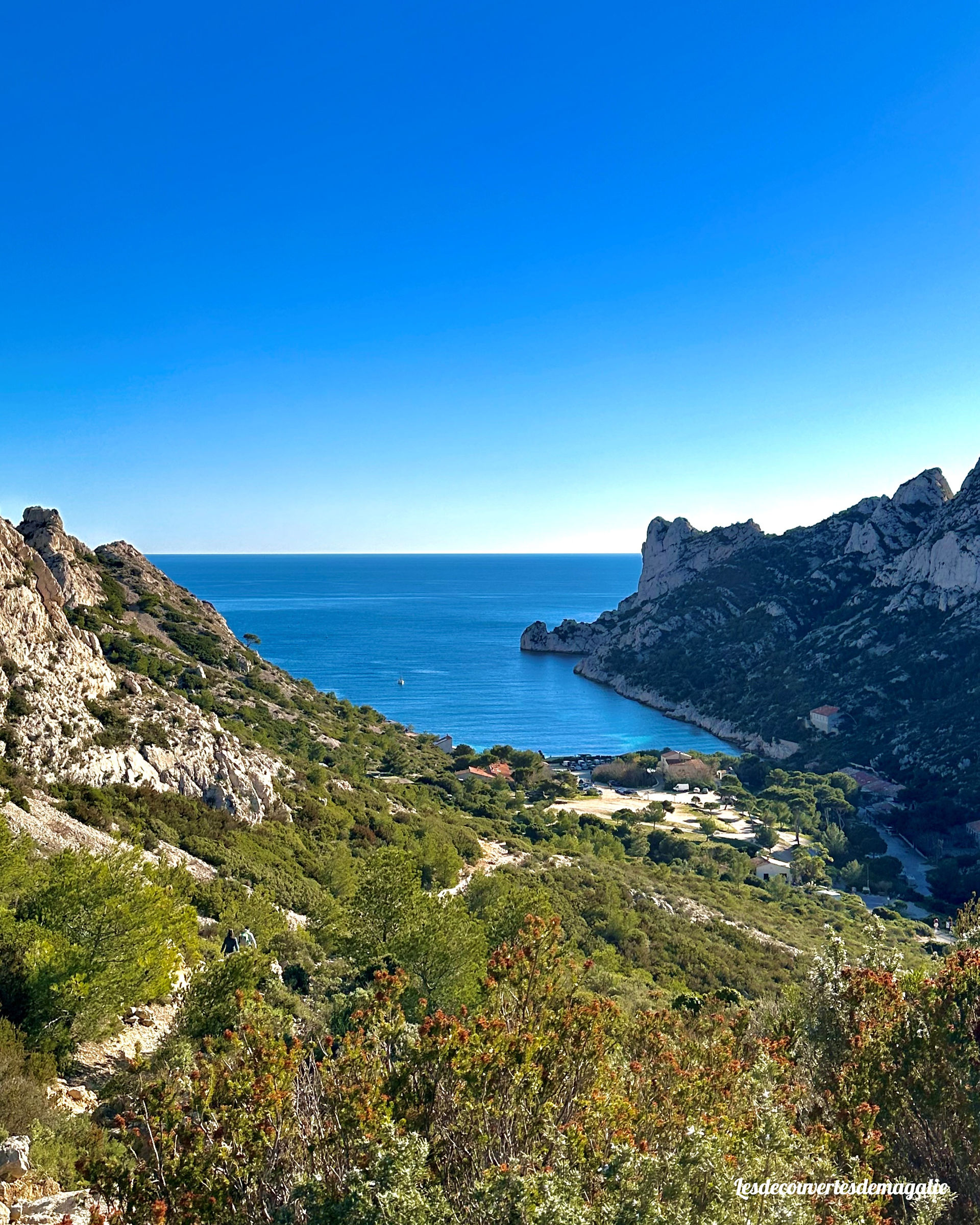 Calanque de sormiou randonnée calanques de marseille bouches du rhone région provence alpes côte d'azur col uelh ai cani rando chien accepté blog randonnée voyage lesdecouvertesdemagalie