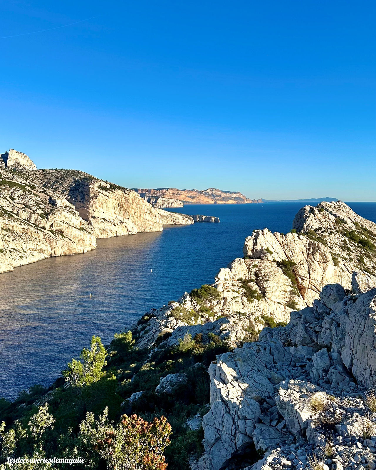 Calanque de sormiou randonnée calanques de marseille bouches du rhone région provence alpes côte d'azur col uelh ai cani rando chien accepté blog randonnée voyage lesdecouvertesdemagalie