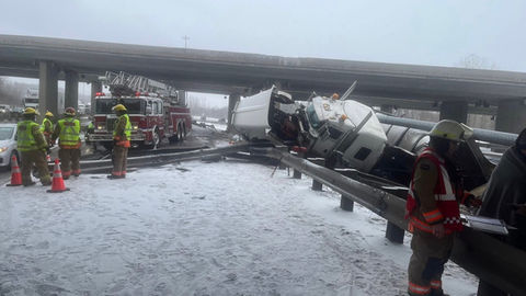 Accident majeur sur l’autoroute 640 : plusieurs véhicules impliqués, des blessés légers