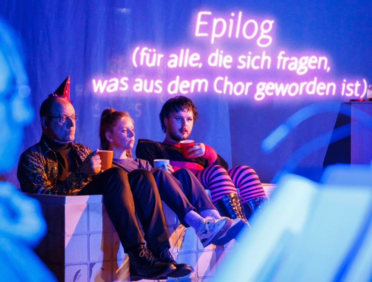 DRAMA FÜR DEN KOPF. EIN KLAMAUK.