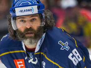 STILL HANGING ON: Why Jaromir Jagr Refuses to Leave the Ice