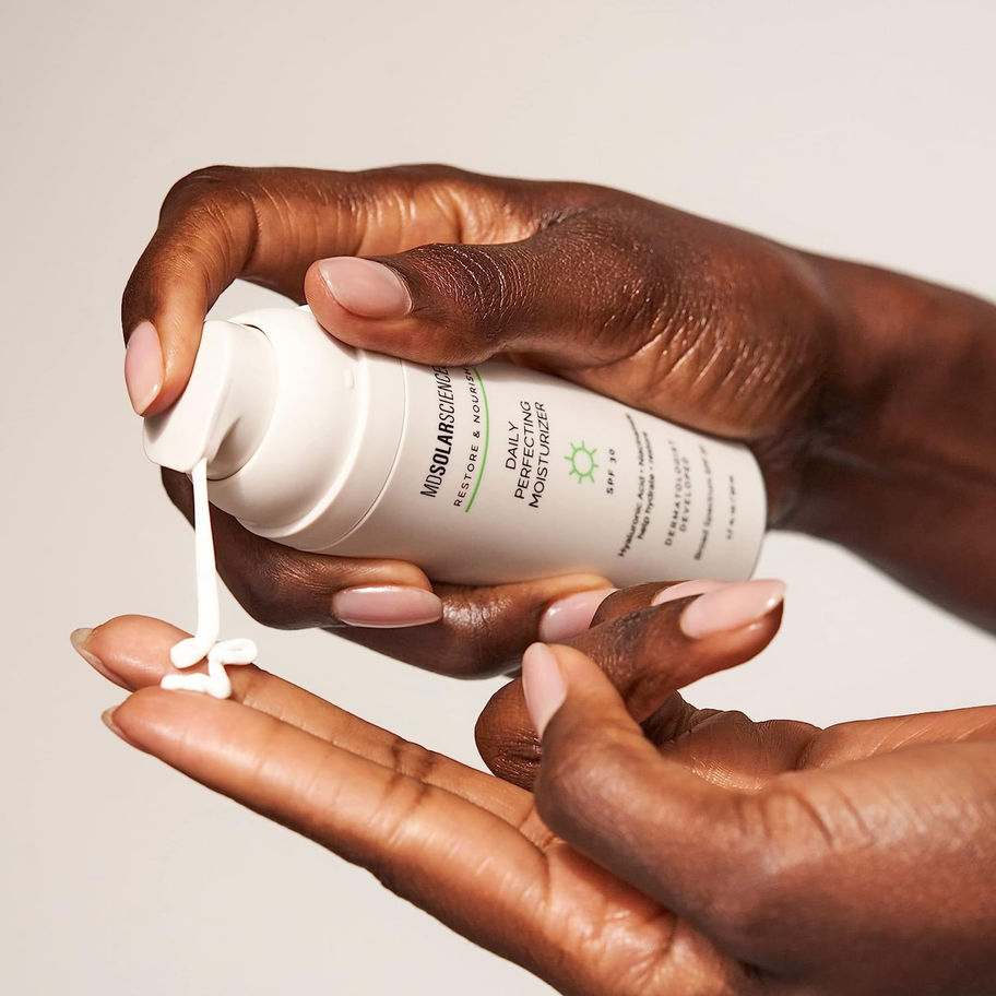MDSolarSciences® Daily Perfecting Moisturizer SPF 30 - MCK-1230938_ls.jpg