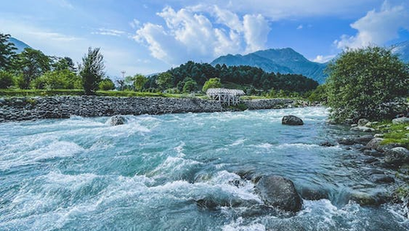 Best Time to Visit Kashmir