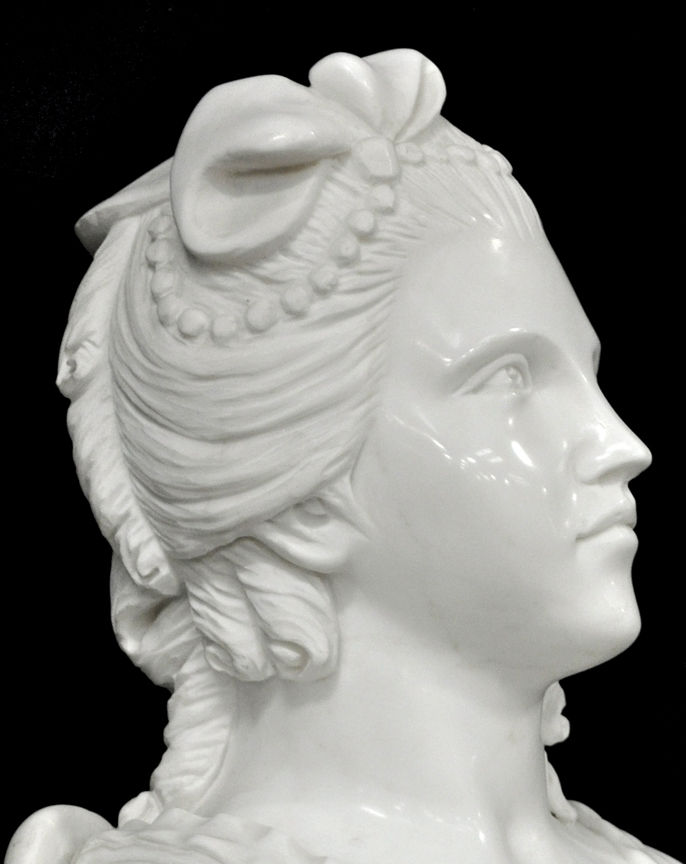 Thumbnail: "Emilia" Woman Statue