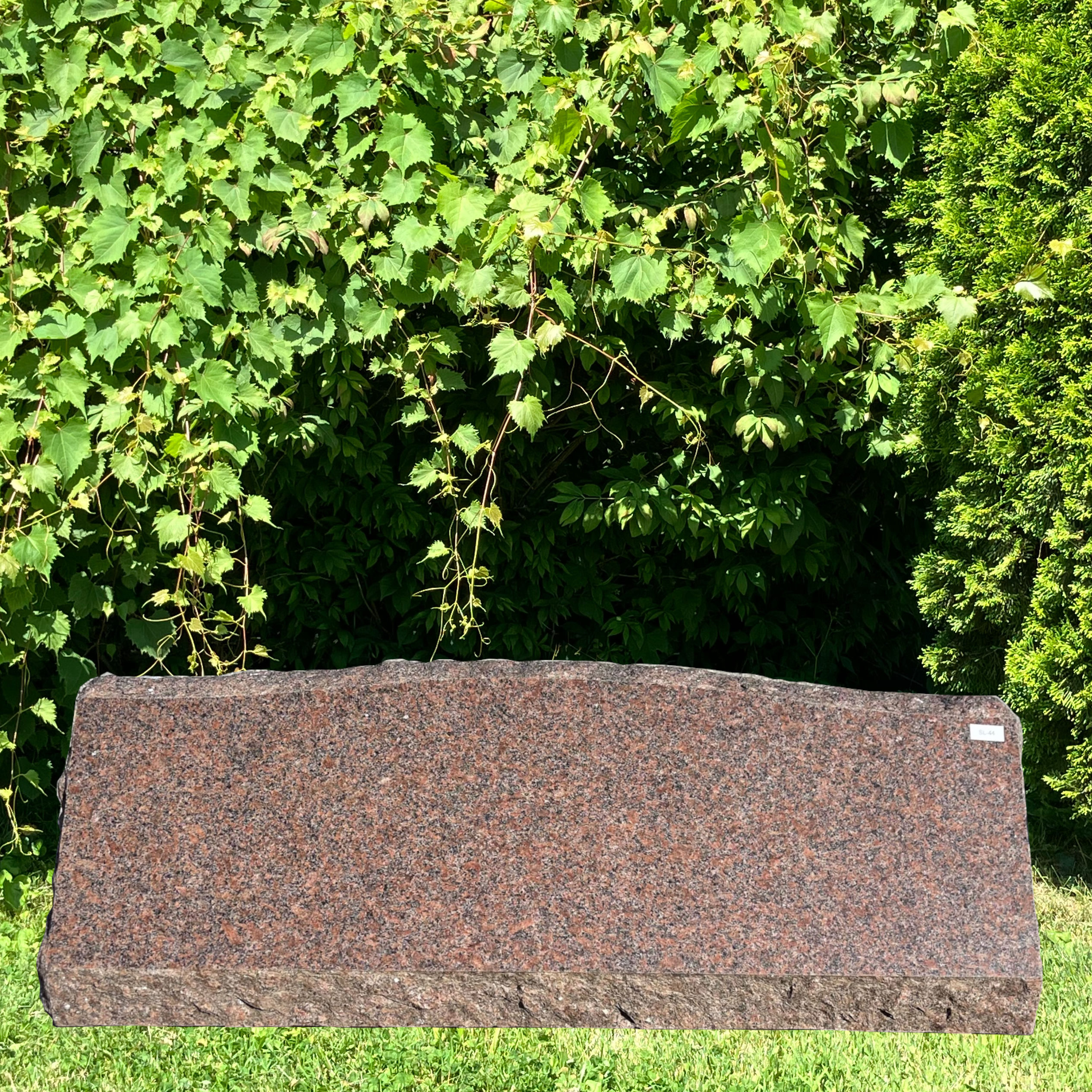 China Rose Pink Granite Serpentine Slant Monument 36x15x10 SL-43