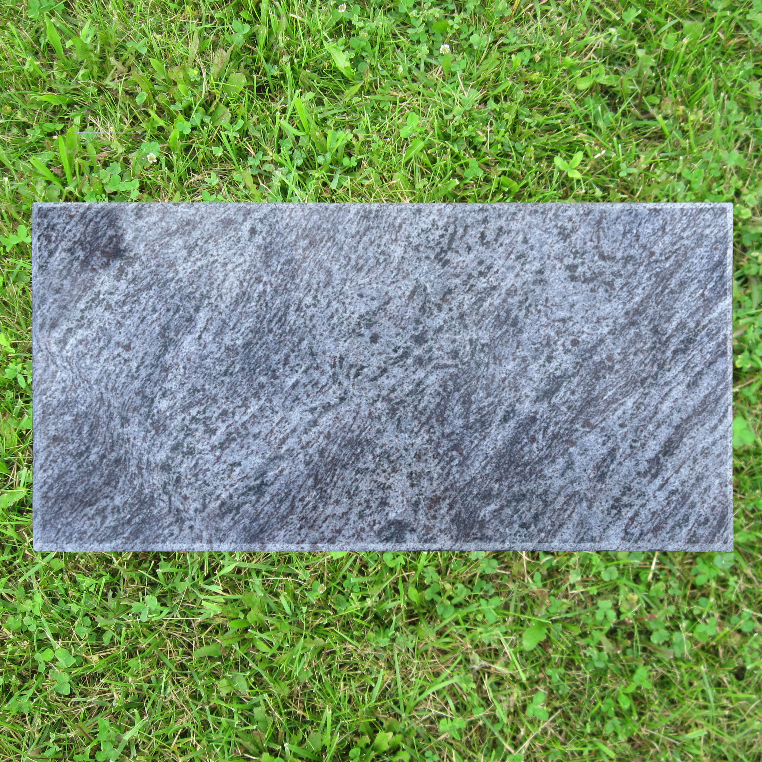 Bahama Blue Granite Single Grass Marker GM-09