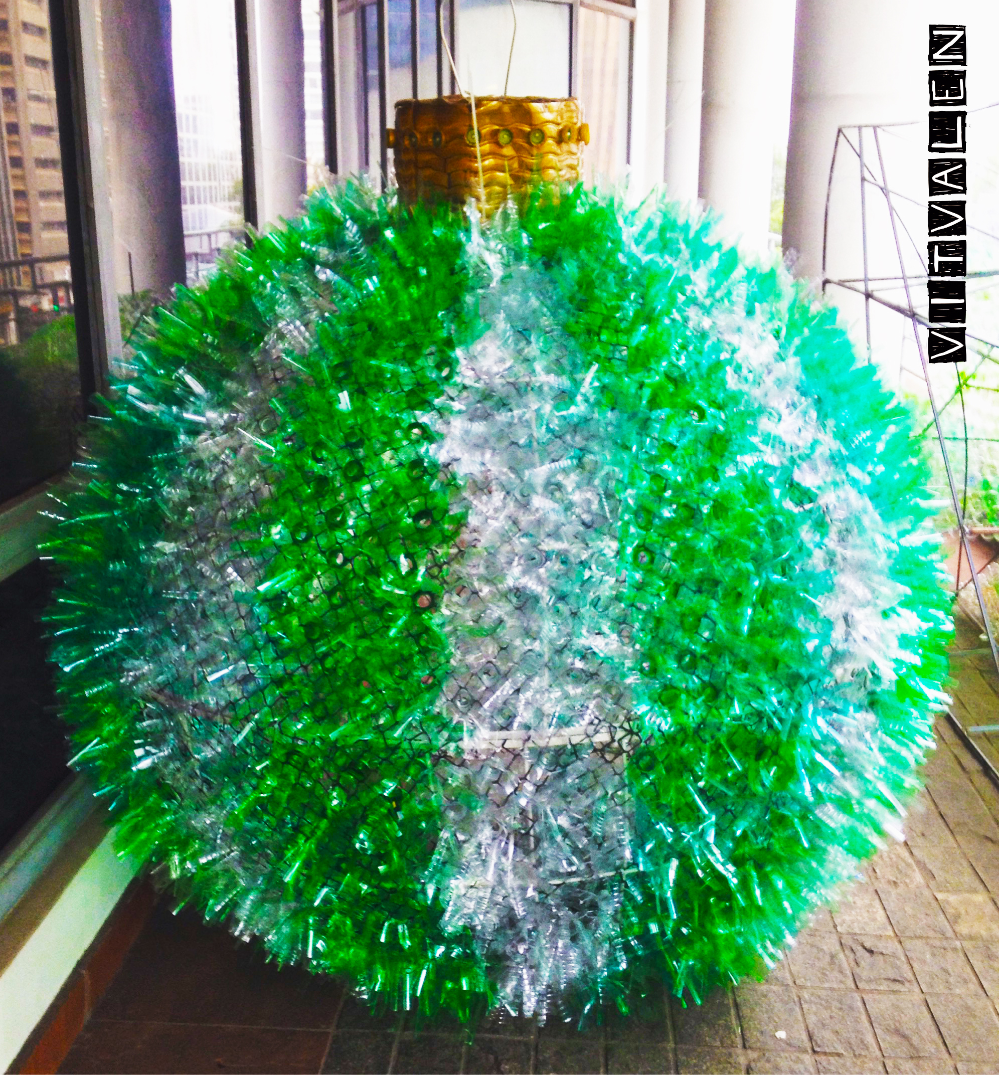 Bola natalina gigante
