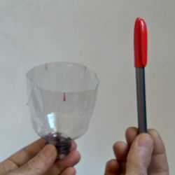 Com uma canetinha marque 5 partes iguais