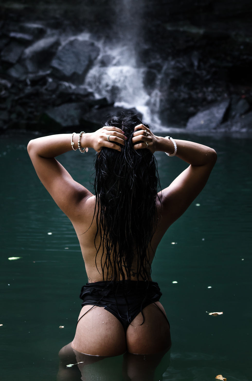 water asian girl 6.jpg