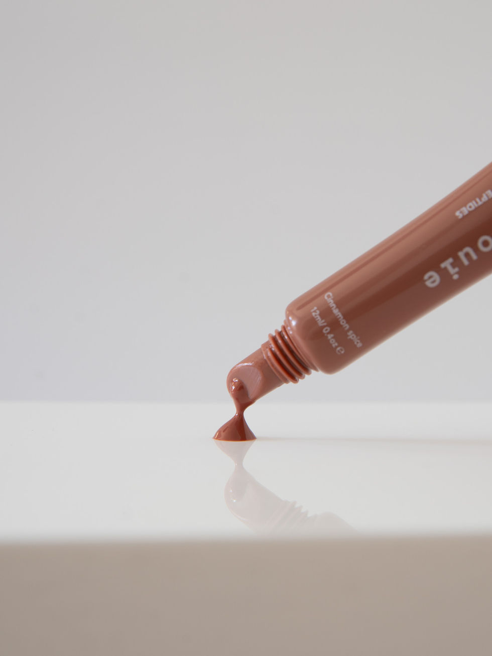 Peptide Lip Whip