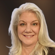 Sandy Bishop (SetDesigner / PropMaster)