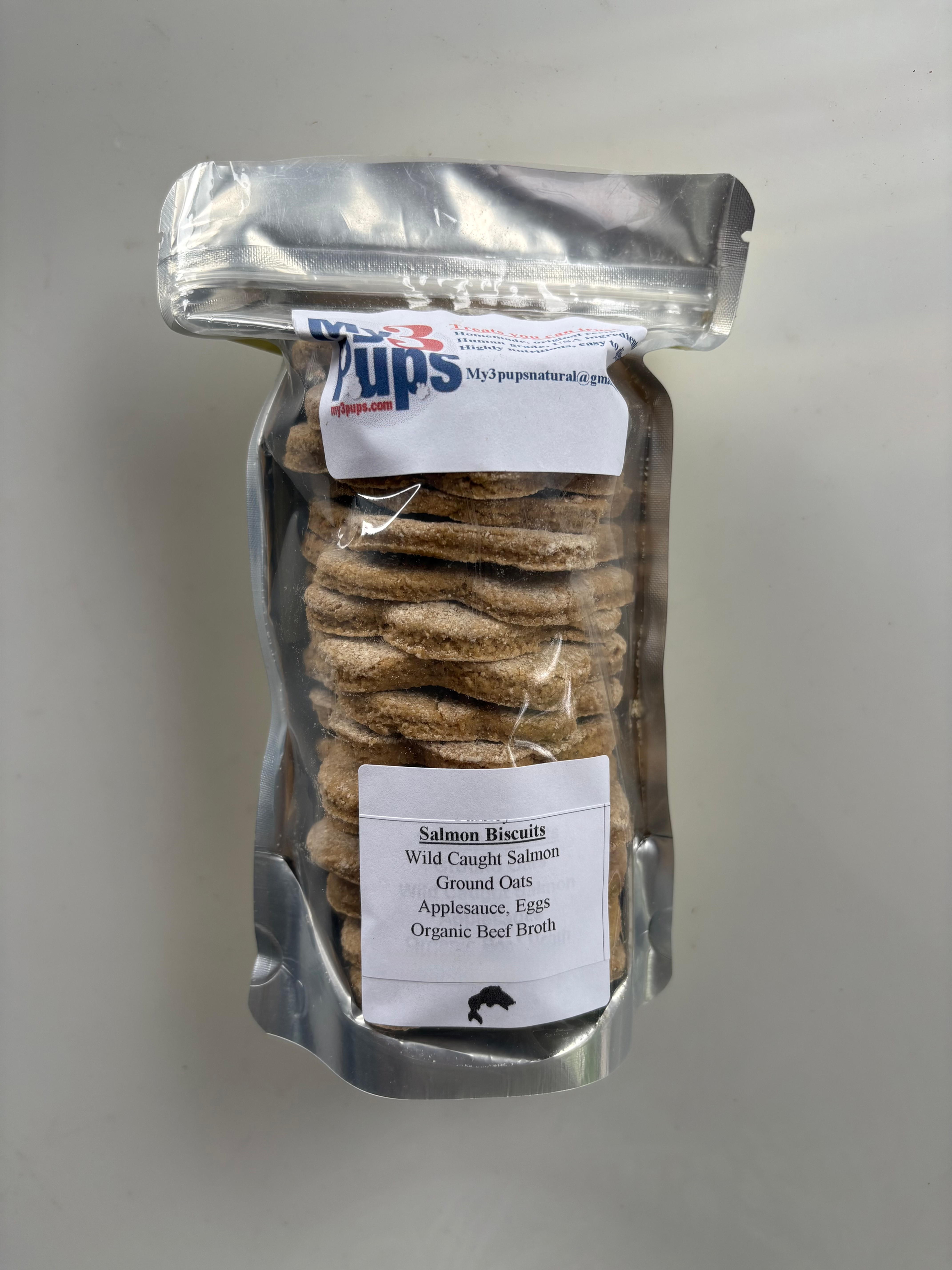 Salmon Biscuits, 8 oz bag