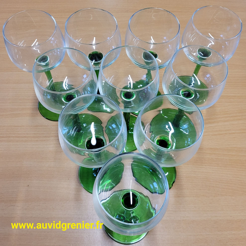 Miniature : LOT DE 10 VERRES À VIN BLANC