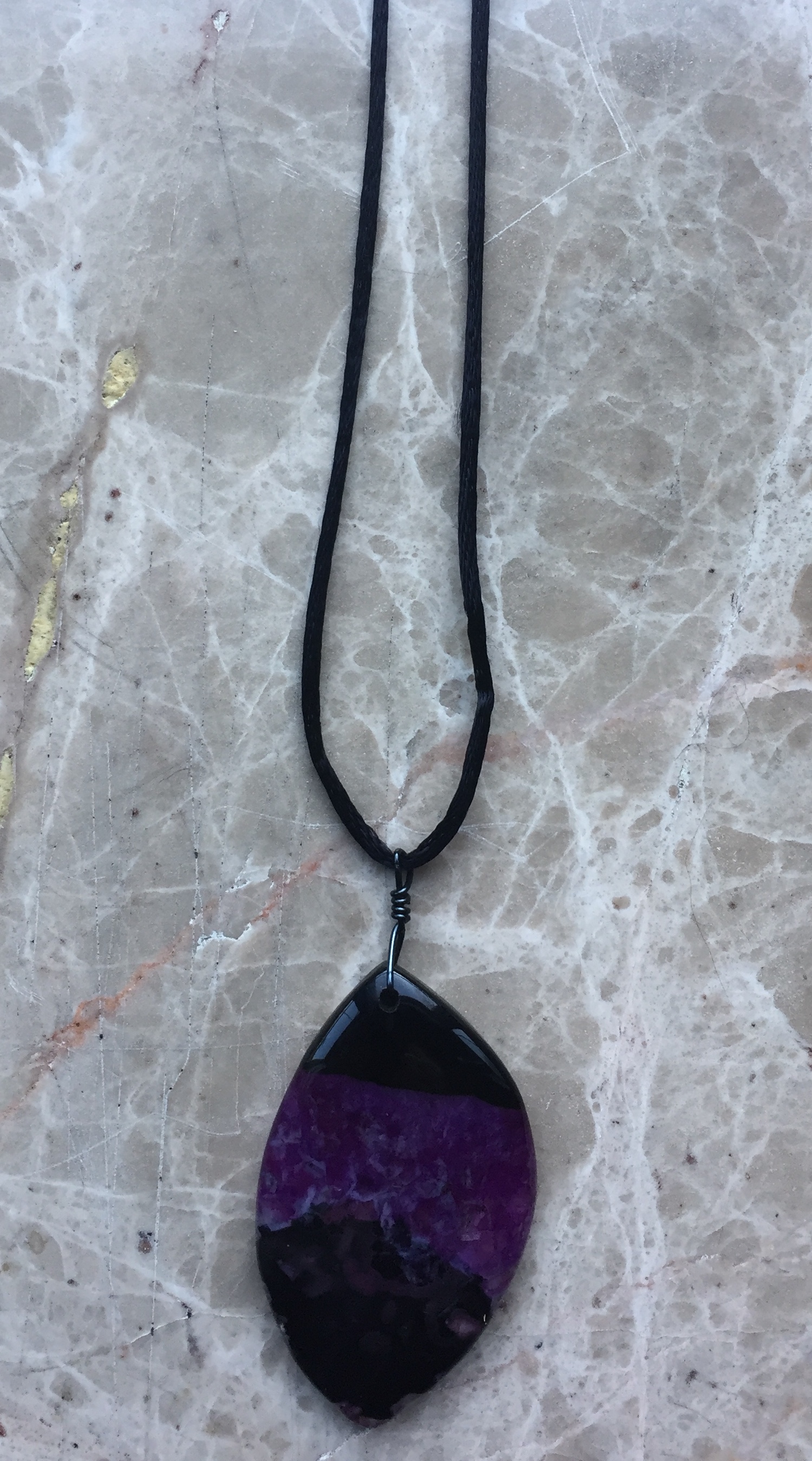 Item # N3. 20" pendant necklace