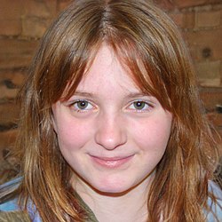 esempi di volti deepfake generati dall’intelligenza artificiale