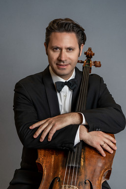 Massimiliano Martinelli, with is cello
