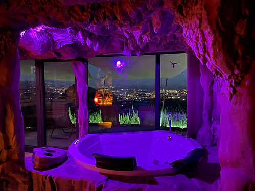 spa privata in agriturismo toscano.jpeg