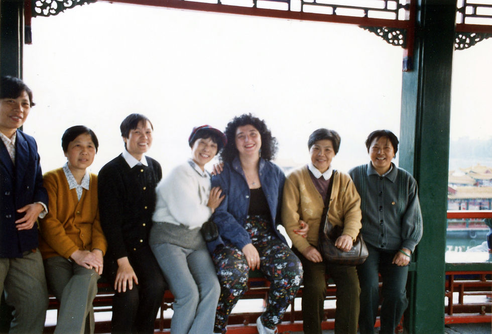 4. Amici cinesi in panchina.jpg