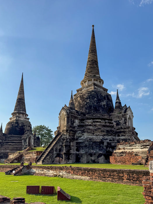 A Thailand temple in a sunny day