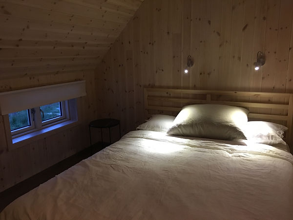 Inni Granskogen tilbyr overnatting på Sandøya.