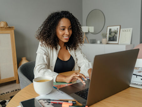 What Are the Top Modern Resume Trends for Creatives?