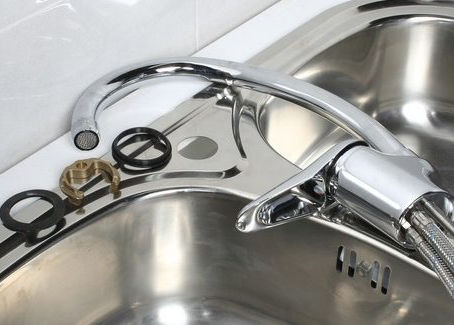 Cách Sửa Vòi Nước Rửa Chén Bị Lỏng: Bước Đơn Giản và Hiệu Quả
