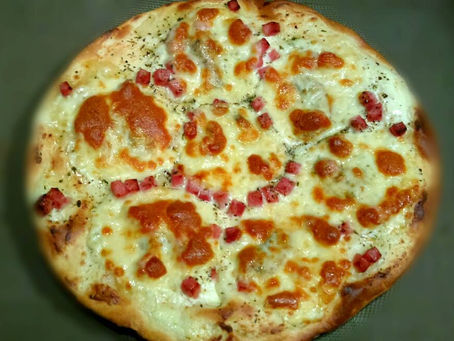 Pizza jambon mozzarella