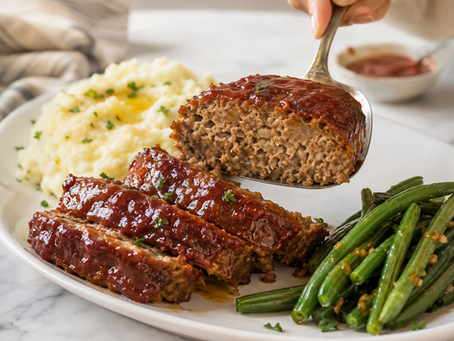 Classic Meatloaf — The Sunday Dinner That Never Goes Out of Style