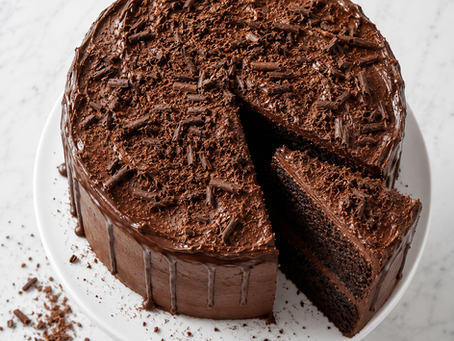 Classic Chocolate Cake Recipe — Rich, Moist & Deeply Chocolatey