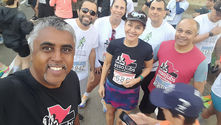 Equipe Assojubs na abertura do 38º Campeonato Santista de Pedestrianismo
