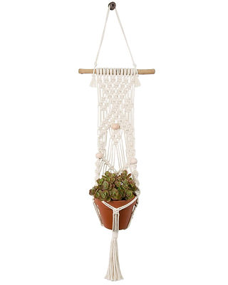 macrame-plant-hanger37.jpg