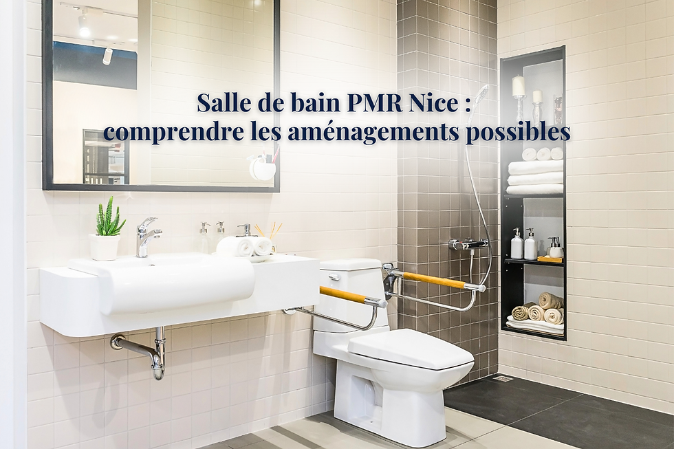 Salle de bain PMR moderne avec lavabo accessible, WC équipé de barres d’appui et douche de plain-pied.