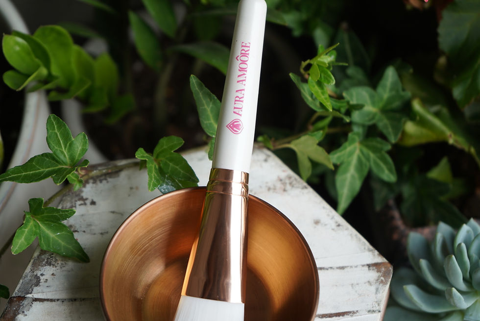 Thumbnail: Aura Amoôre Face Mask Brush