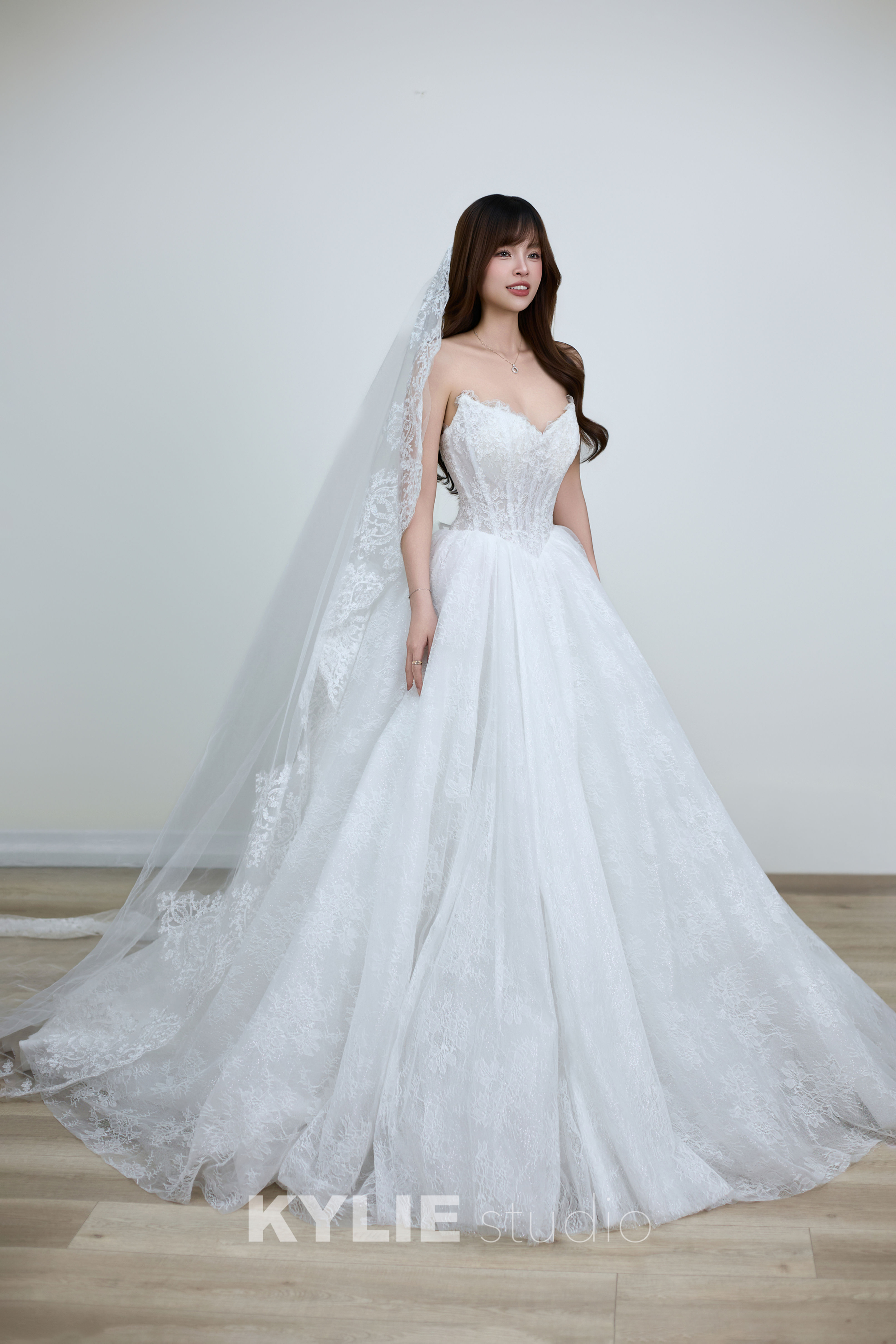 SERAPHIEL GOWN