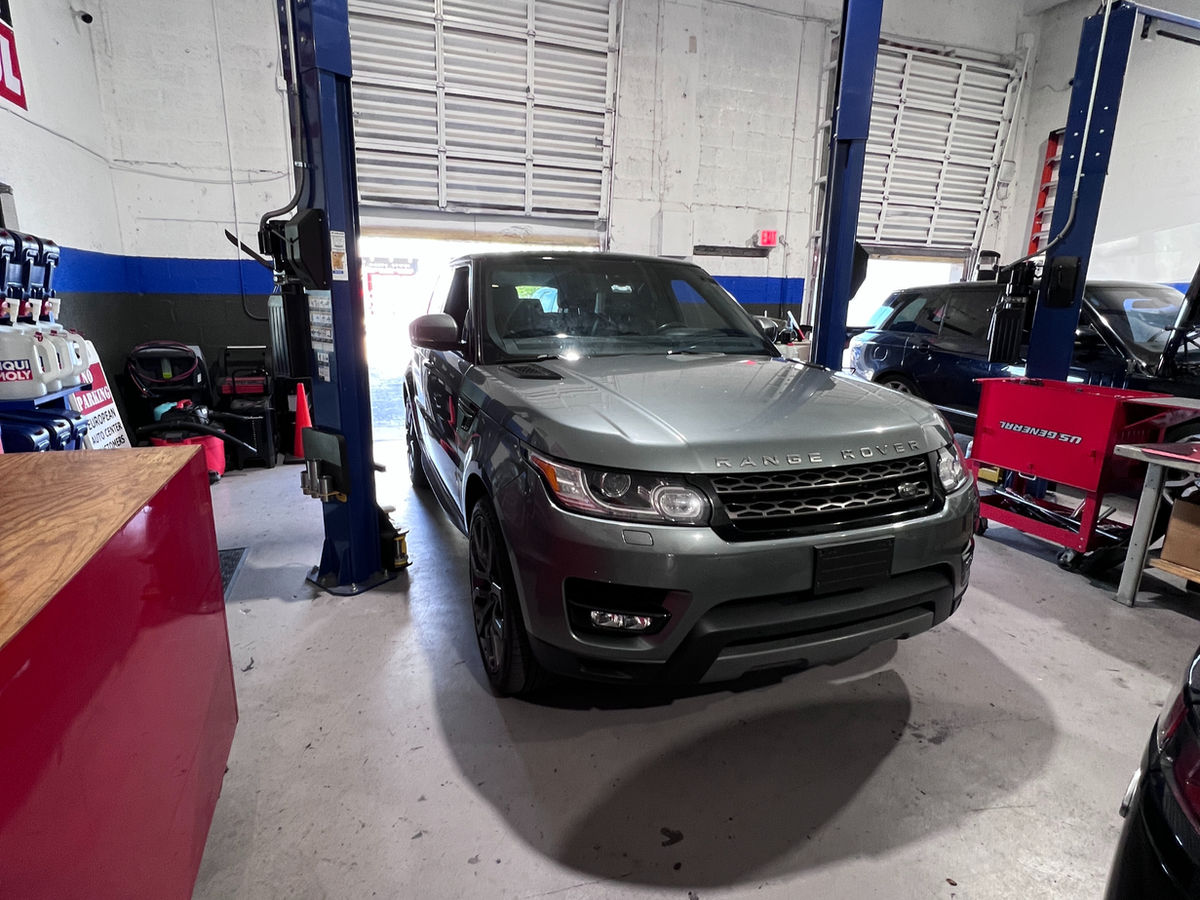 Roly's Auto Service Mercedes & BMW Repair Center