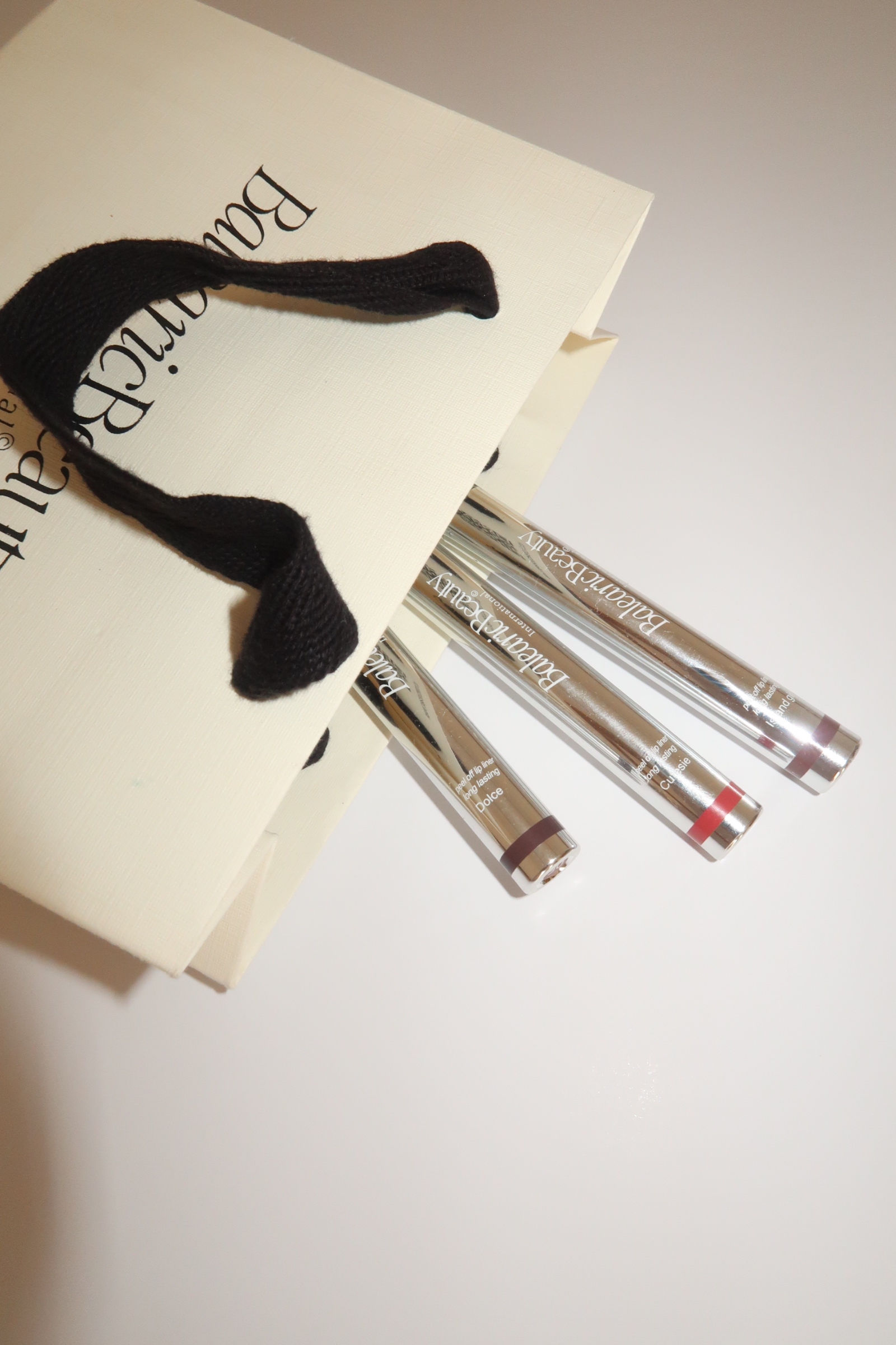 Balearic Beauty Peel-Off Lip Stain