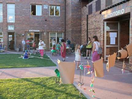 Niños y adultos siguen haciendo de
los Martes más divertidos de Valdemorillo
toda una lección de i