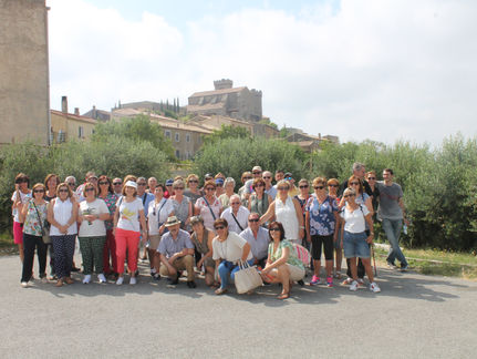 Valdemorillo se encuentra con ‘El Tartufo’ en su viaje cultural por tierras de Olite