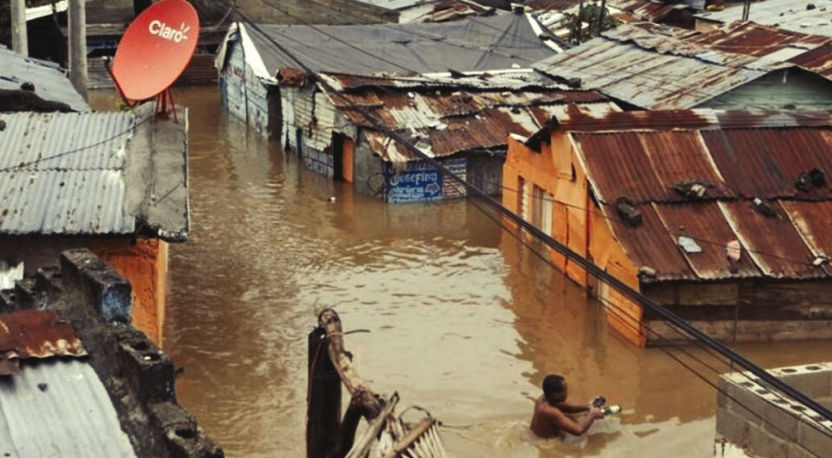 Tormenta Melissa deja 1,080 desplazados e inundaciones en RD. El COE autoriza la apertura de negocios de forma parcial.