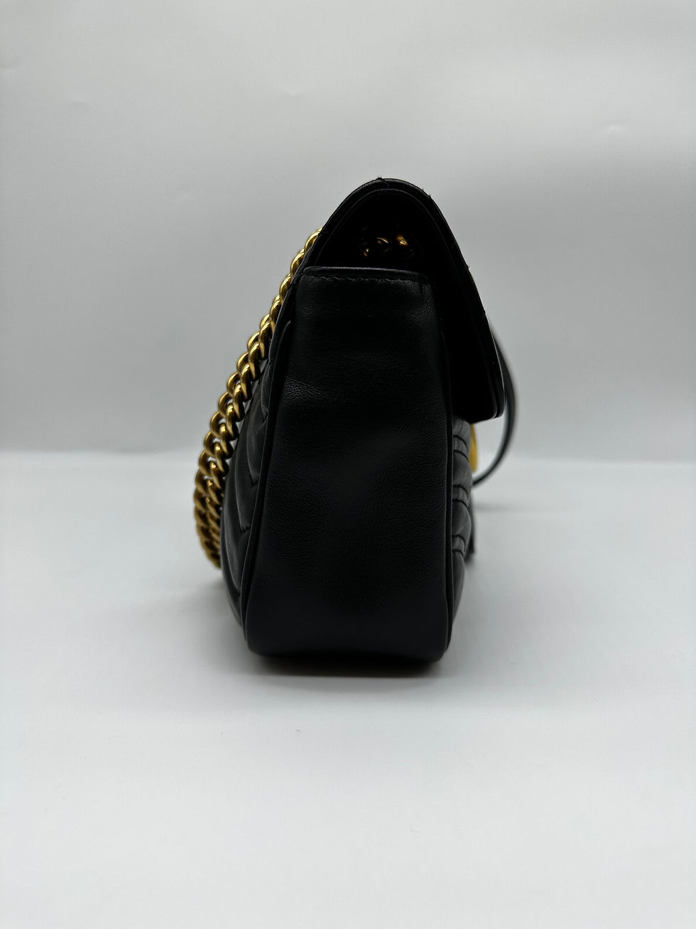 Thumbnail: Small Black Gucci Marmont handbag