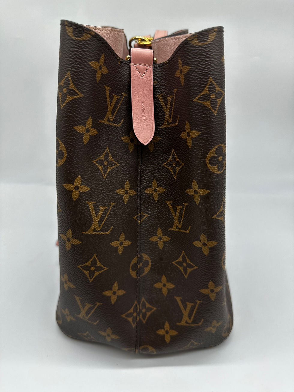 Thumbnail: Louis Vuitton Nèonoè 