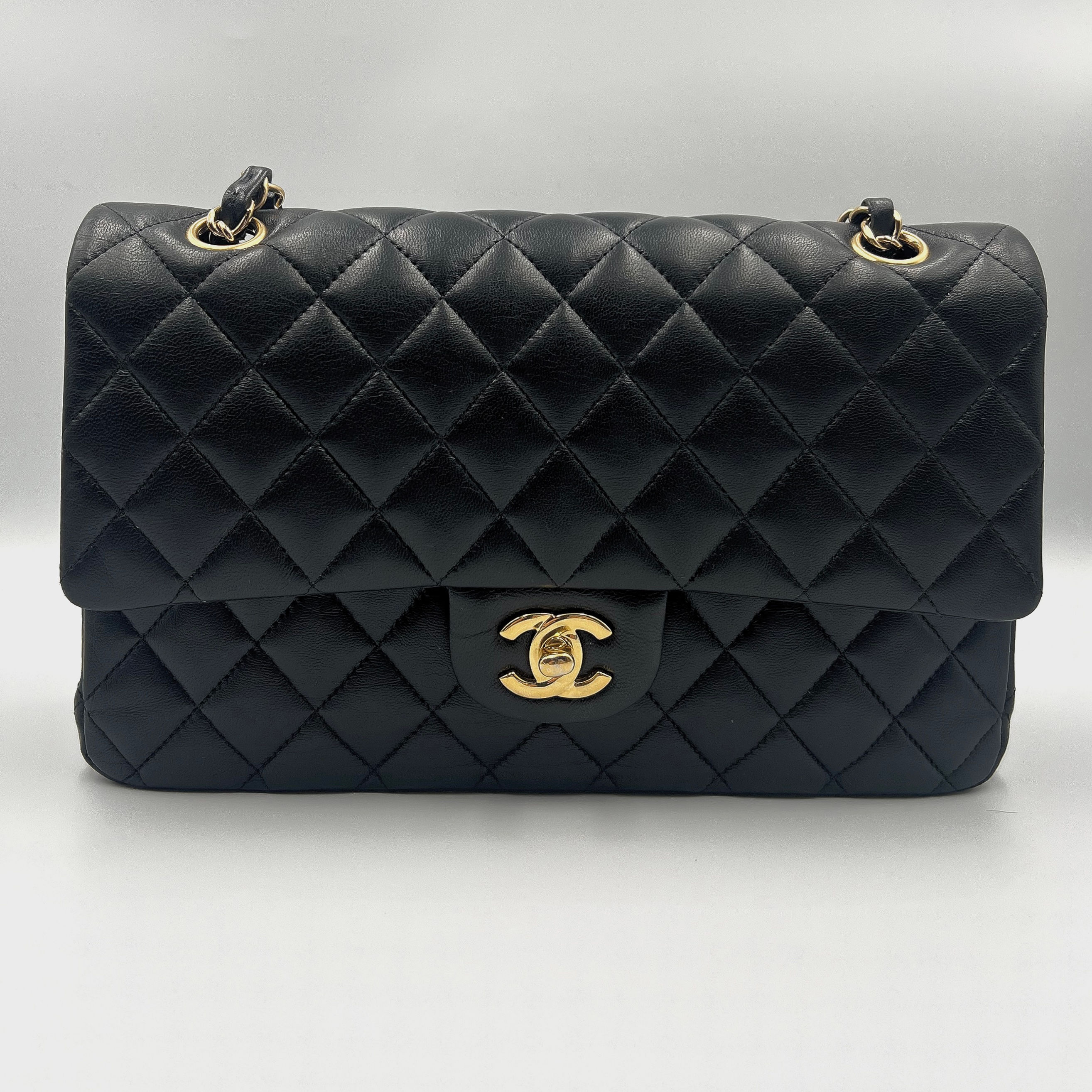 Chanel Medium classic flap